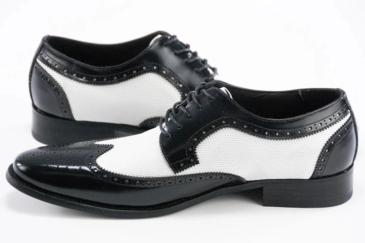 Black & White Wingtip Dress Lace-Ups