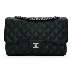 CHANEL: Quilted Caviar Jumbo Classic Double Flap