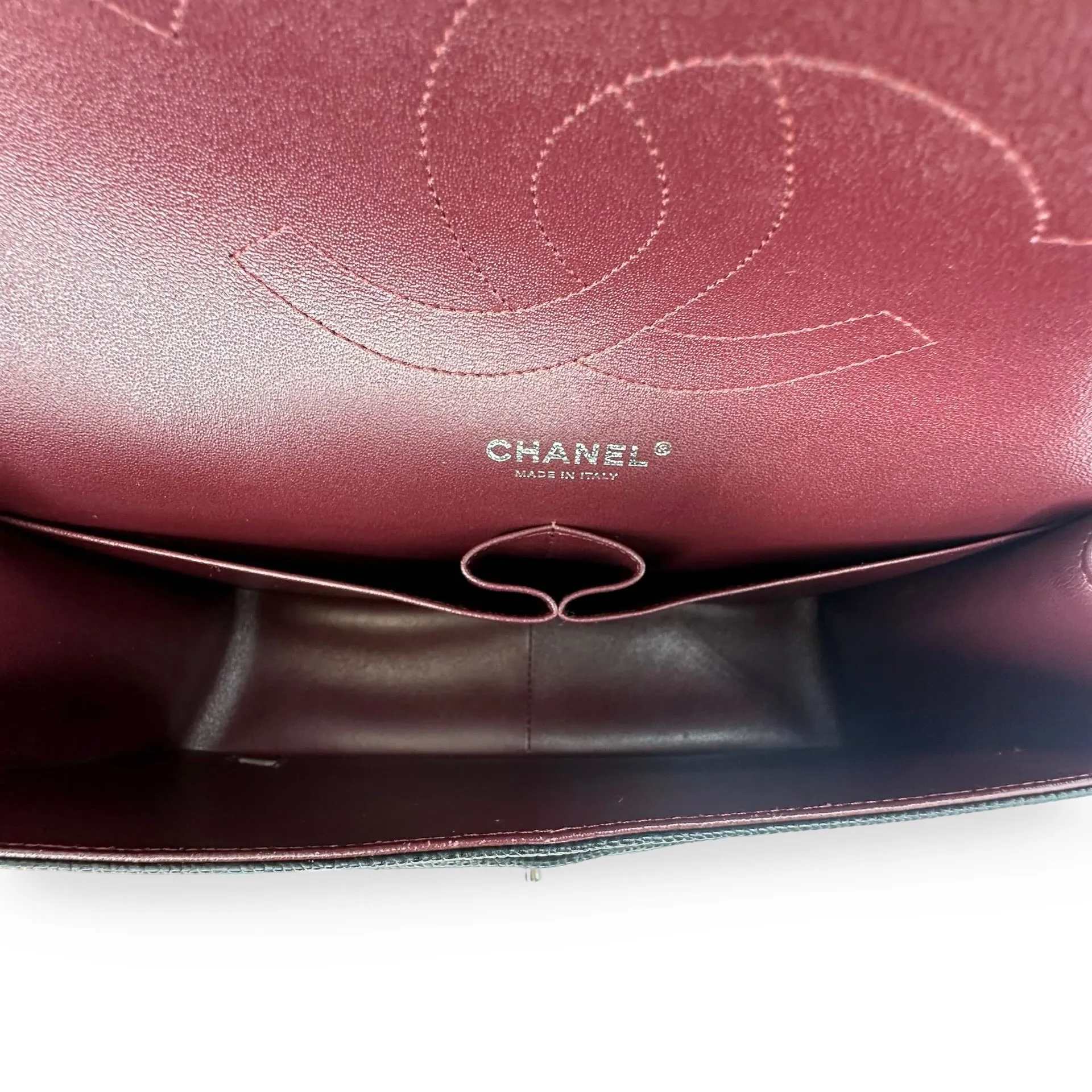 CHANEL: Quilted Caviar Jumbo Classic Double Flap