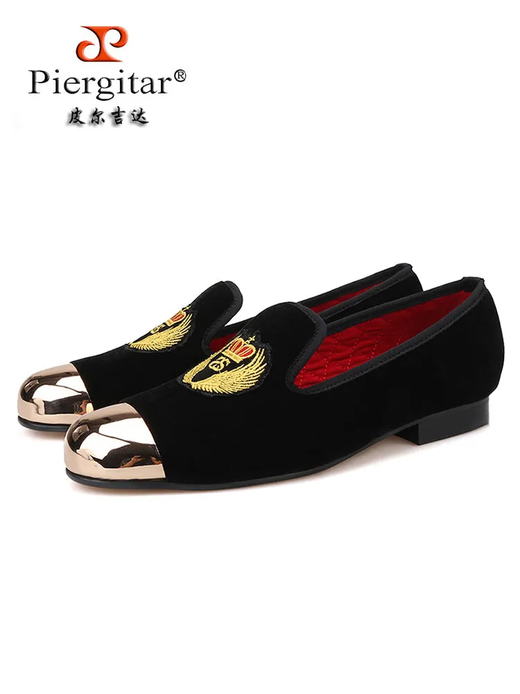 Handmade embroidered metal buckle men's velvet loafers gentleman's formal shoes catwalk slip-on shoes