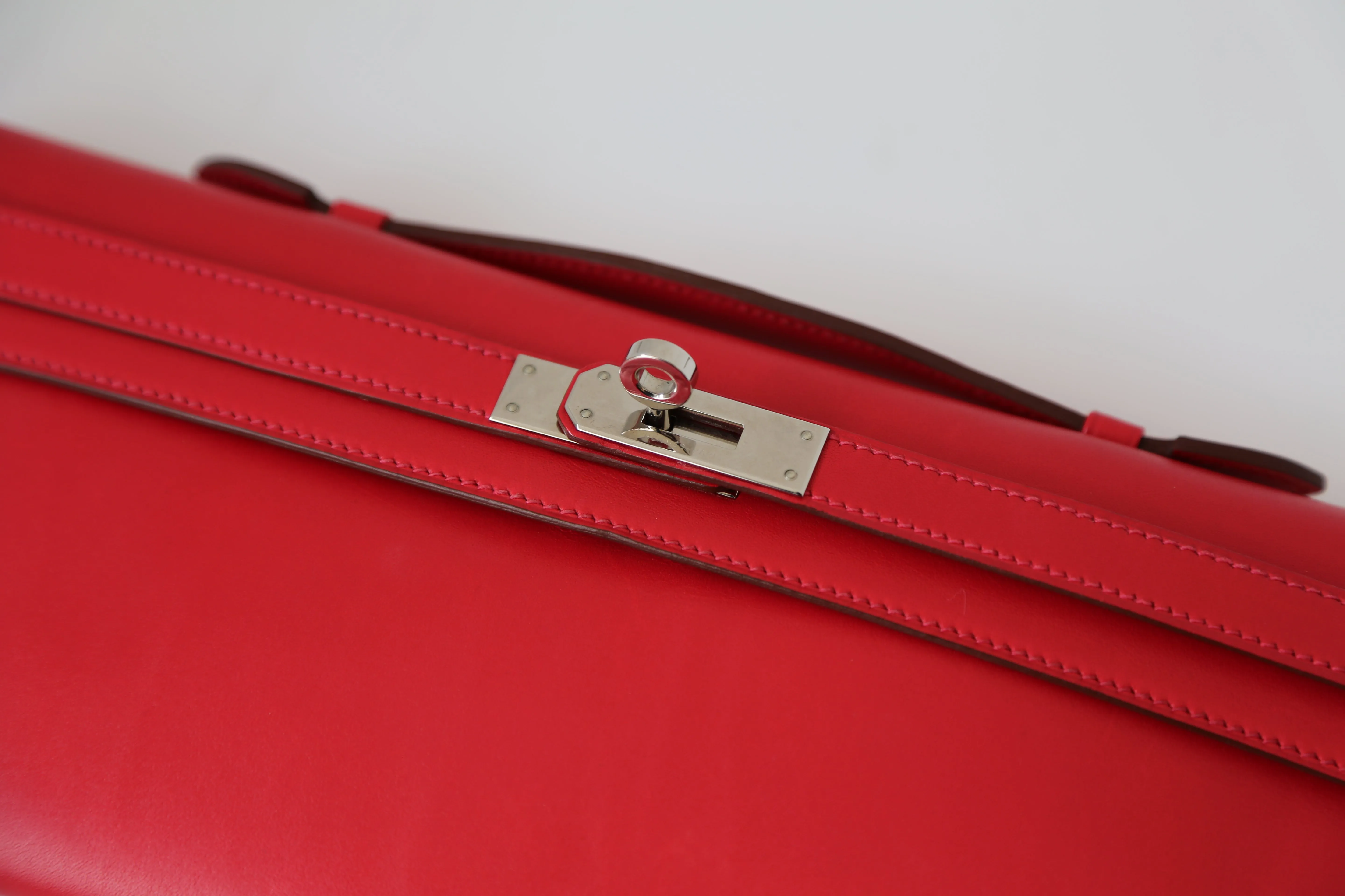 Kelly Cut Vermillon Red Clutch