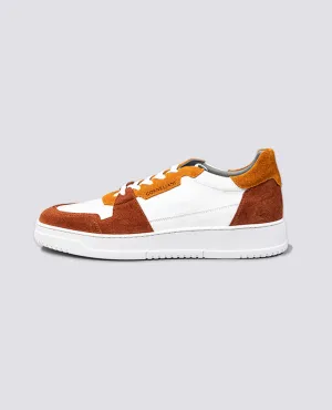 Low top Sneaker