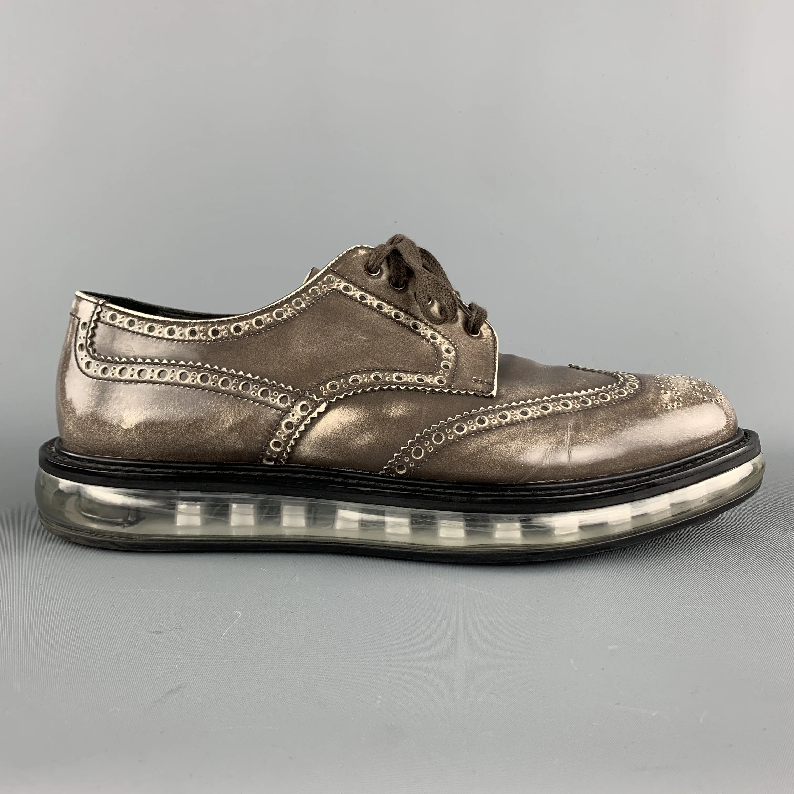 Prada Levitate Size 10.5 EE Taupe Antique Leather Wingtip Lace Up Shoes