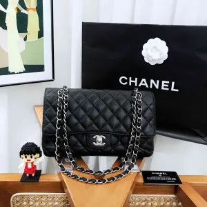Preloved Chanel Classic Flap Medium Black Shoulder Bag